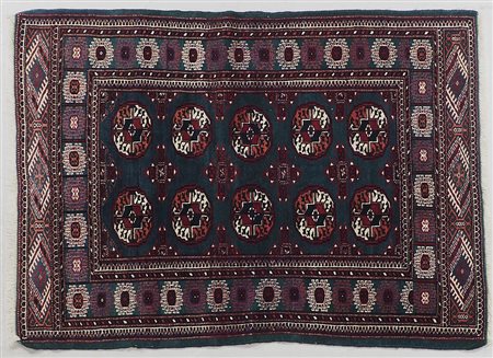 Tappeto Boukhara, cm. 106x144.