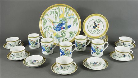Hermes: parte di servizio in porcellana policroma della serie "Toucans",...