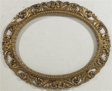 Cornice ovale, misura interna cm. 63x49.