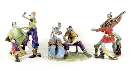 Carbet Carotti & Bettucci Lotto di 3 sculture in maiolica a smalti policromi...