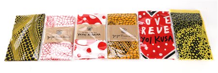 KUSAMA YAYOI (n. 1929) Lotto composto da n.6 hand towels. Tessuto. Cm 90,00 x...