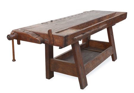 Tavolo da lavoro grande in legno (cm 84x228x66) -EN A large wooden work table...