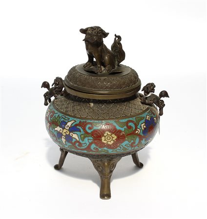Incensiere con coperchio in metallo cloisonnè e bronzo, con doppie anse...