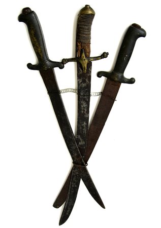 Lotto di tre Sabri di fanteria. Italia, Antichi Stati, prima metà secolo XIX...