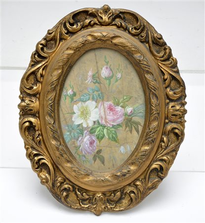 Scuola del secolo XIX "Fiori" dipinto ovale su seta (cm 12x9) In cornice dorata