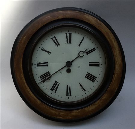 Orologio da parete occhio di bue in legno ebanizzato, quadrante in vetro con...