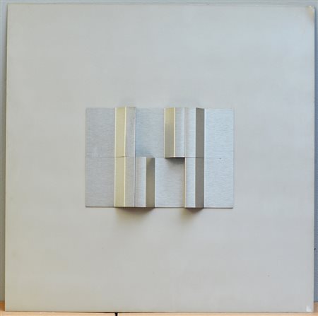 Ignoto "Senza titolo" lastra di alluminio sagomata (cm 50x50) (difetti)