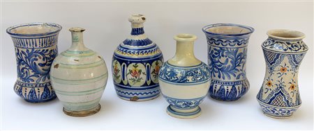 Lotto composto da tre bottiglie e tre albarelli di manifatture ed epoche...