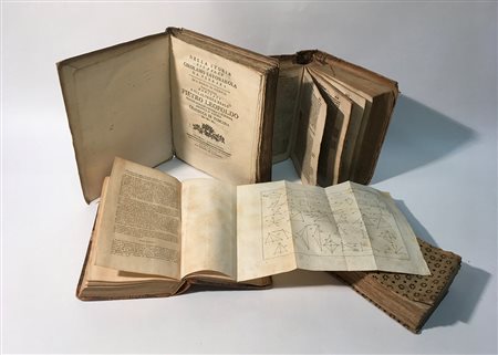 Lotto composto da diversi volumetti antichi tra cui: "Della storia del Padre...