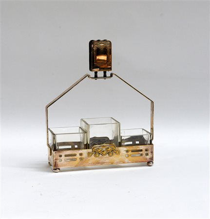 Portaoggetti Liberty con struttura in metallo argentato e tre contenitori in...