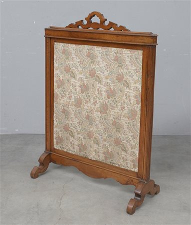 Parafuoco con struttura in noce e pannello scorrevole in tessuto operato,...