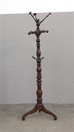 Attaccapanni in legno tornito a tinta scura con grucce porta abiti e porta...