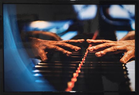 EMANUELE VERGARI The Hand, 2016 fotografia digitale cm 45x50