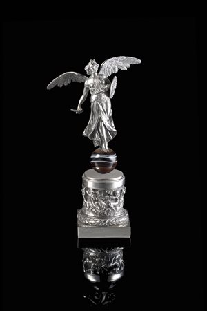 Donato Barcaglia (Pavia 1849 - Roma 1930)"Vittoria alata con gladio e scudo...