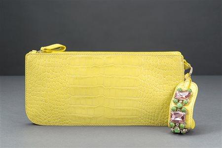 VALENTINO Clutch con manico gioiello color giallo acido in pelle stampata...