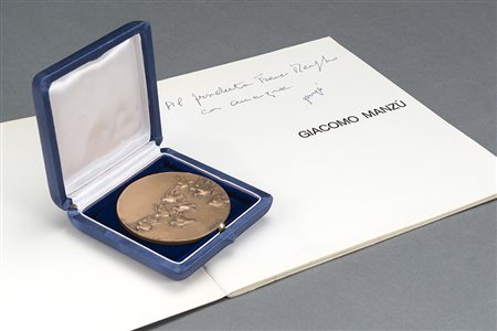 GIACOMO MANZU'Medaglia in rame regalata dall'artista al Ministro delle...