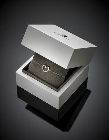 DI GREGORIOBraccialetto a catenina con centrale a cuore, tutto in oro bianco,...