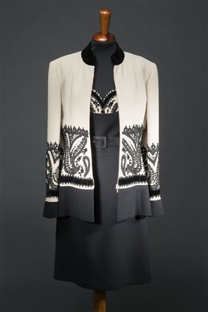 RENATO BALESTRA Completo composto da abito smanicato in lana nero-beige e...