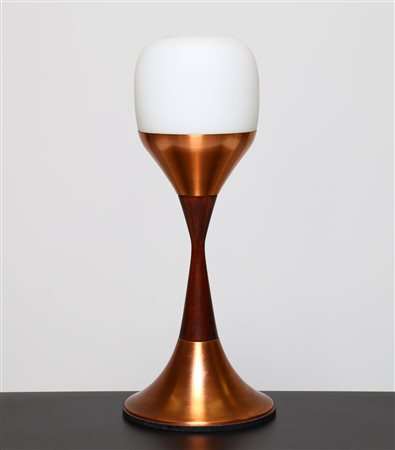 STILNOVO Lampada da tavolo in rame e vetro satinato, anni 60. -. Cm 28,00 x...