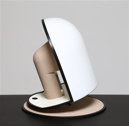 DANILO (1925) & CORRADO (1936) AROLDI Lampada da tavolo in metallo e perspex,...