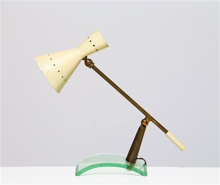 MANIFATTURA ITALIANA Lampada da tavolo in ottone metallo laccato e vetro,...