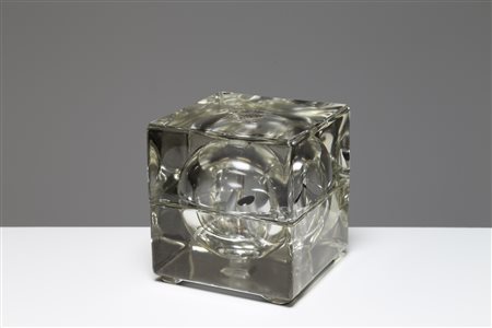 MENDINI ALESSANDRO (n. 1931) Lampada "cubosfera" anni '70 in vetro massello,...