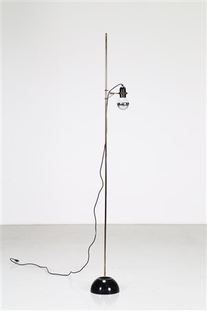 I GUZZINI Lampada da terra in metallo e cromato, anni 60. -. Cm 28,00 x...