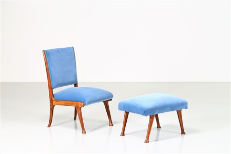 MANIFATTURA ITALIANA Poltrona con pouf in noce e tessuto con dettagli in...