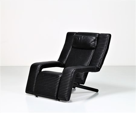 G.P.VITELLI E T.AMMANATI Poltrona in pelle e metallo laccato, reclinabile con...