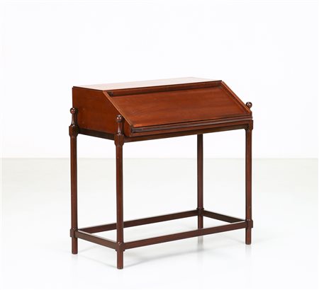 FRATELLI PROSERPIO Scrivania in legno, apertura a rotazione e cassetti...