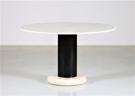 SOTTSASS ETTORE (1917 - 2007) Tavolo tondo i marrmo e metallo laccato, mod....