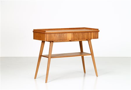 ANONIMO Consolle con tre cassetti in legni di rovere, anni 30. -. Cm 125,00 x...