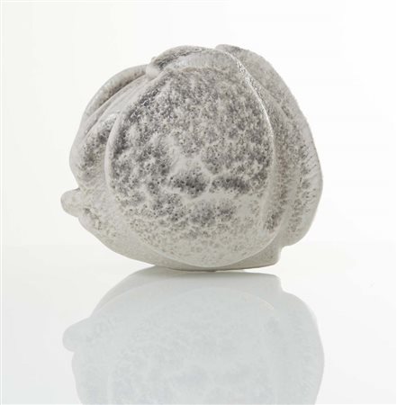 Carlo Zauli (Faenza 1926 – 2002), “Sfera in grès”, 1969/70. Scultura in grès...
