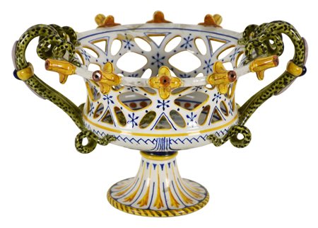 Alzata centrotavola manifattura Ginori, fine secolo XIX in ceramica...