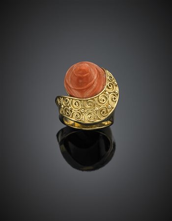 OPLONTIOROAnello in oro giallo con corallo rosa arancione variegato e...