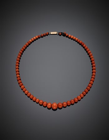 Collier a scalare di corallo arancione rotondo/ovale da mm 4 a mm 11 circa...