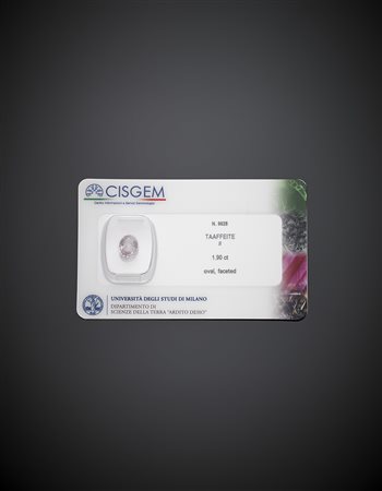 Taaffeite ovale sfaccettata di ct. 1,90 in blister. Accompagnato da short...
