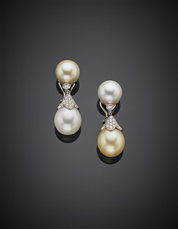 Orecchini pendenti in oro bianco con perle South-sea bianche e golden,...