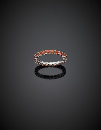 *DI GREGORIOFedina eternity in oro bianco e corindoni cognac, g 2,19 misura...