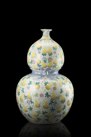 Vaso a doppia zucca in smalti Famiglia Rosa decorato con il motivo delle...