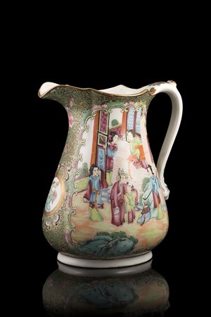 Versatoio in porcellana Famiglia Rosa cantonese decorato con figure in scene...