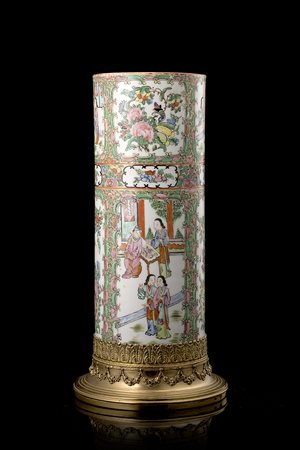 Portaombrelli cilindrico in porcellana Famiglia Rosa cantonese, montato su...