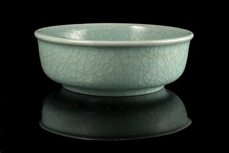 Lavapennelli craquelè turchese in stile ruCina, secolo XX(d. 16 cm.)-ENA...