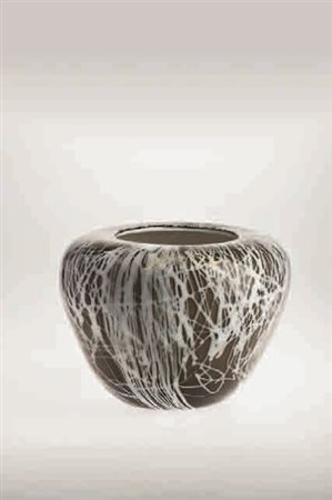 Toots Zynsky Vaso della serie “Folto” in vetro incamiciato color talpa con...