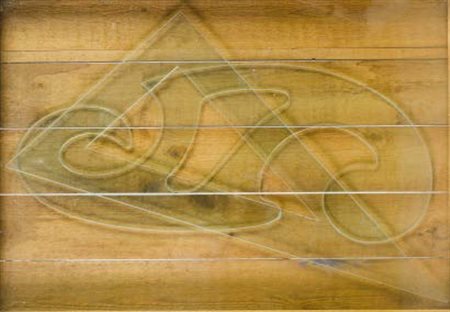 MARIO CEROLI (1938) “Curvilinee e squadra”, coppia di teche in legno contenti...