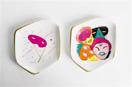 LEONOR FINI (1907-1996) LAVENO Coppia di posacenere in porcellana con decori...