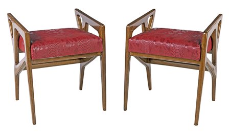 GIÒ PONTI 1950 COPPIA DI SGABELLI struttura in noce, rivestimento in...