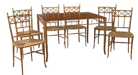FRANCIA XX SECOLO TAVOLO E SEI SEDIE con lavorazione intaglio finto bambù,...