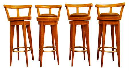 Manifattura siciliana, metà del XX secolo Quattro sgabelli girevoli da bar in...