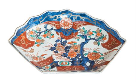 Felice Clerici and Pasquale Rubati factory Vassoio in maiolica policoroma,...